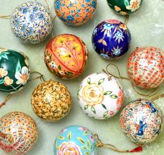 Set of 5 Round Paper Mache Ornaments for Tree Decoration